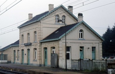 Fontaine-Valmont - TH 7700256 R (1).jpg